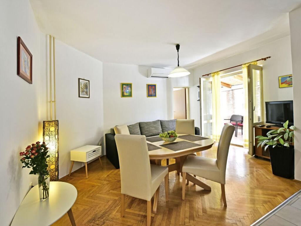 Prodan Apartment